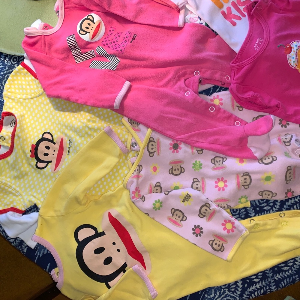 🐵🙊Bundle of 4 Paul frank onesies🐒💖